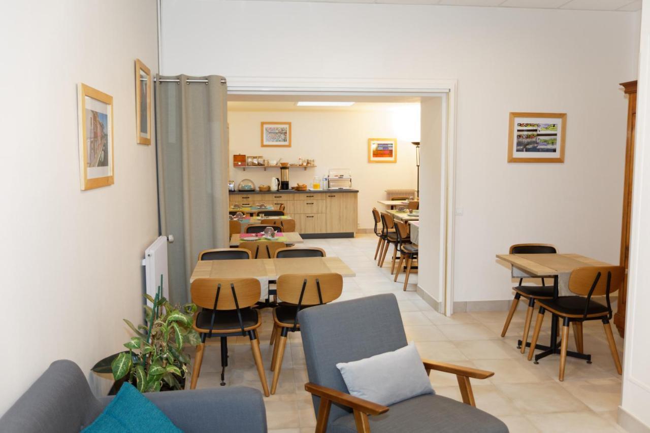 Contact Hotel - Hotel Le Lion D'Or Lamballe Exterior photo